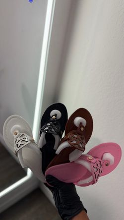 Tory Burch sandles