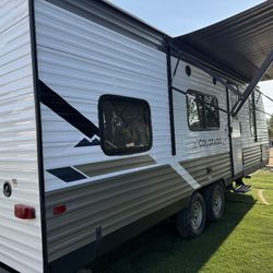 2022 Keystone Travel Tráiler In Víctorville Ca