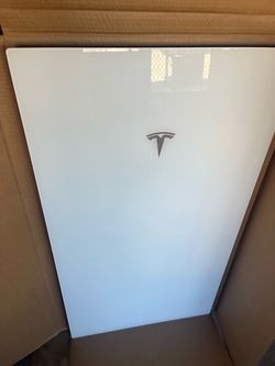 Tesla PW3 glass battery door