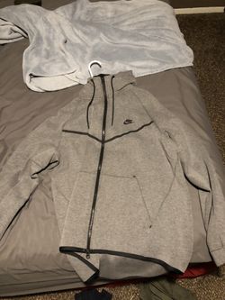 Nike tech fleece hoodie size xl
