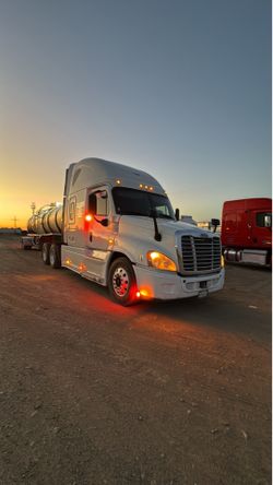2015 freightliner cascadia