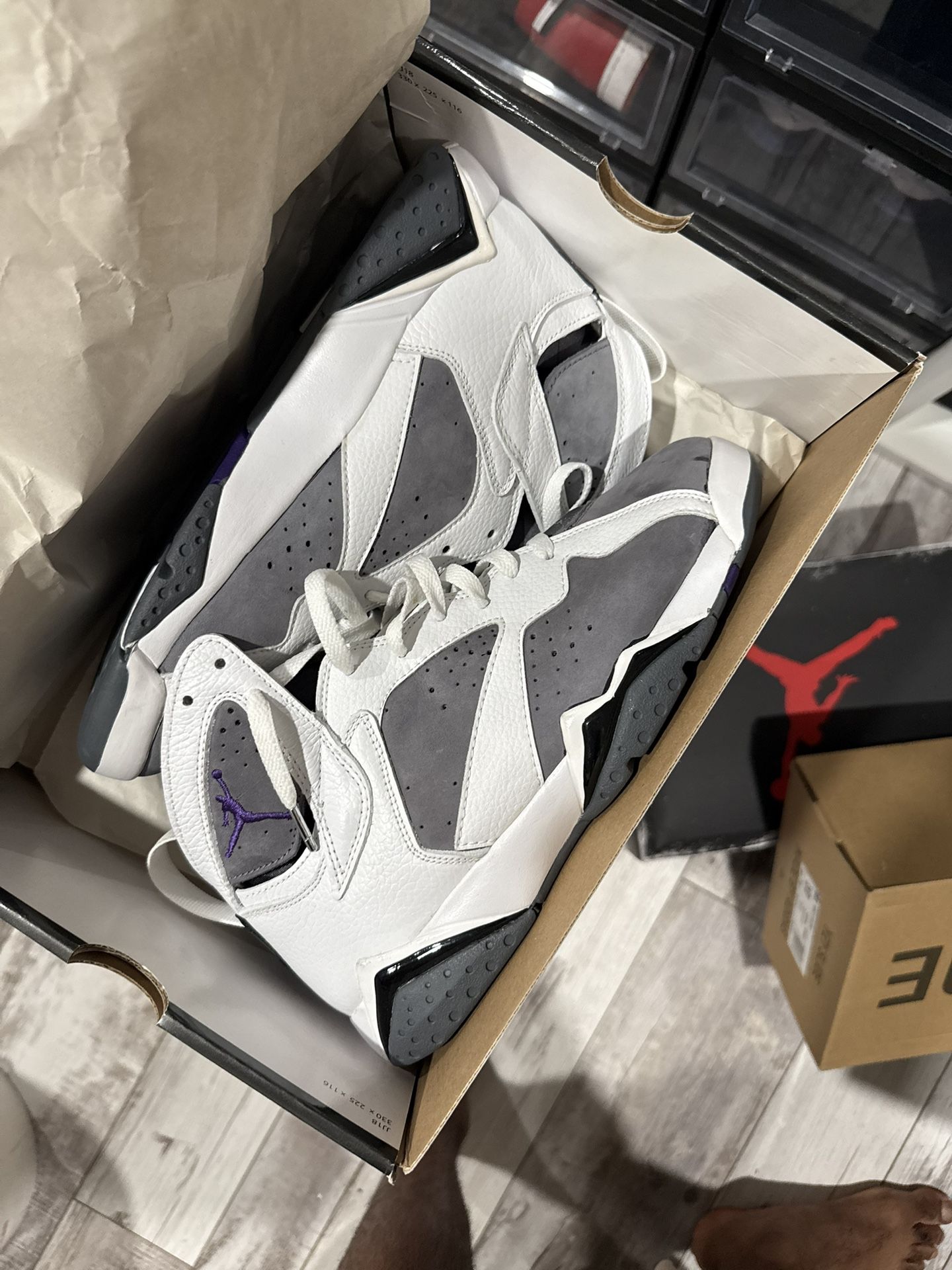 Flint Grey 7s
