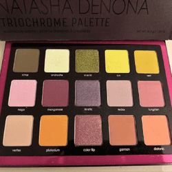 pick model Complete Cosmetic Kits for a Spotless Application!