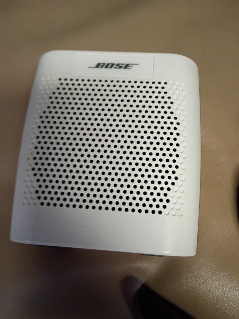 Bose Soundlink Color