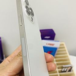 iPhone 15 Pro 256G Unlocked 