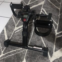 Foldable Plastic Peddling Bike Exercise Machine