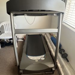Horizon DT650 Treadmill