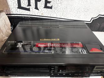 Sony SL-HF550 Super Betamax Hi-Fi VCR