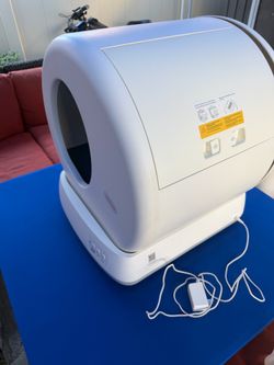 Automatic Self-Cleaning Cat Litter Box