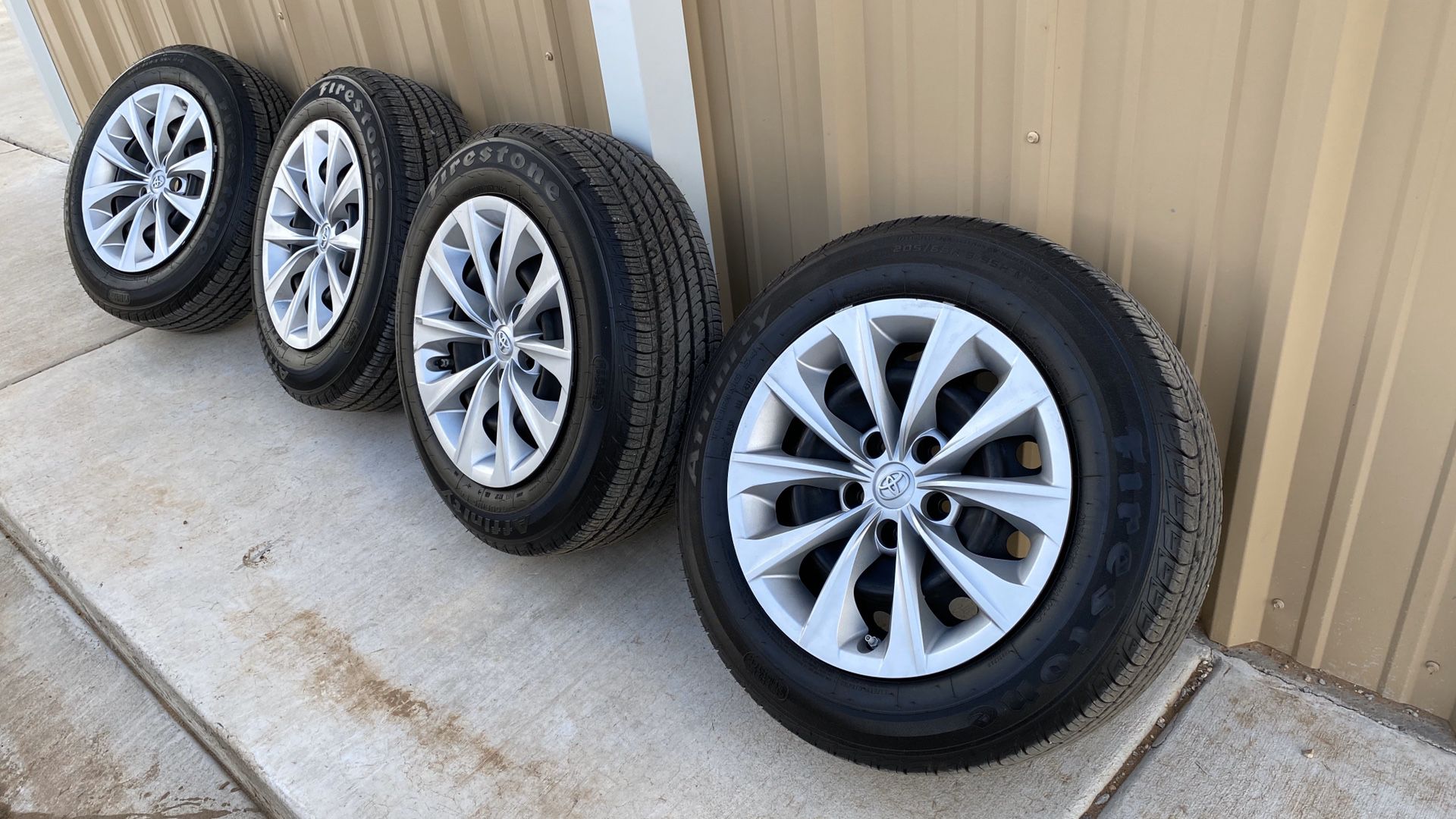 Toyota Camry Wheels and Tires