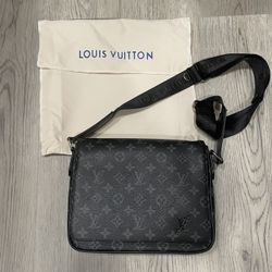 Louis Vuitton Messenger Bag