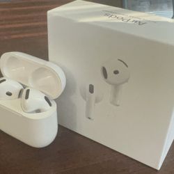 AirPods 4th Gen with Noise Cancel 