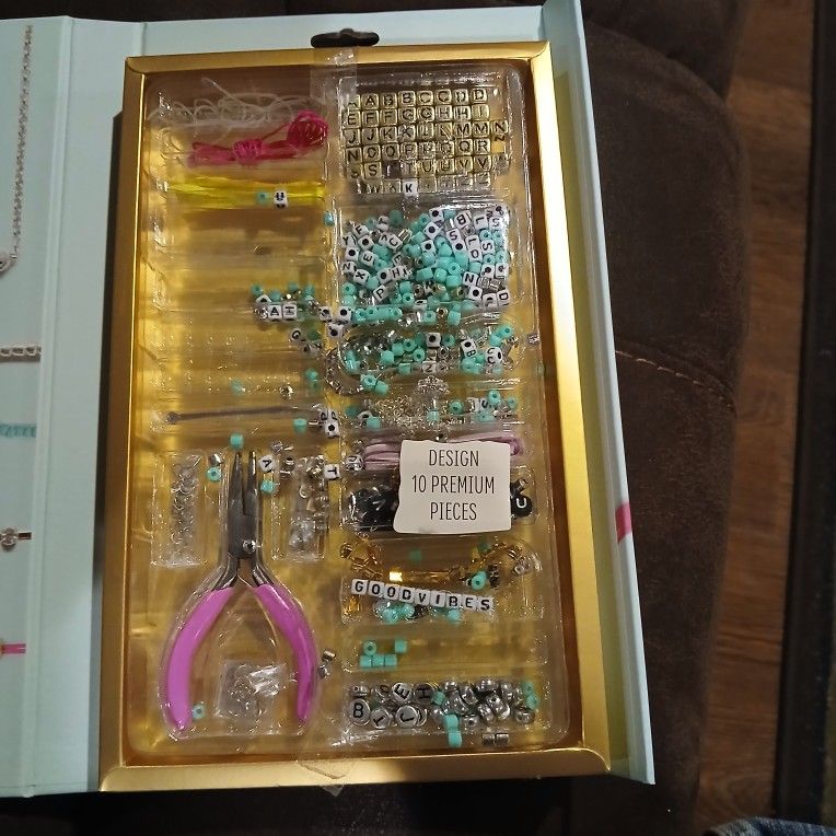 Bracelet And Necklace Making Kit