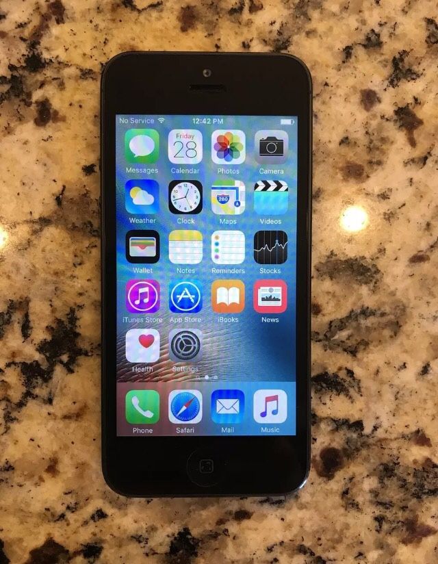 Apple iPhone 5 -Space 64GB Unlocked -4G LTE Smartphone