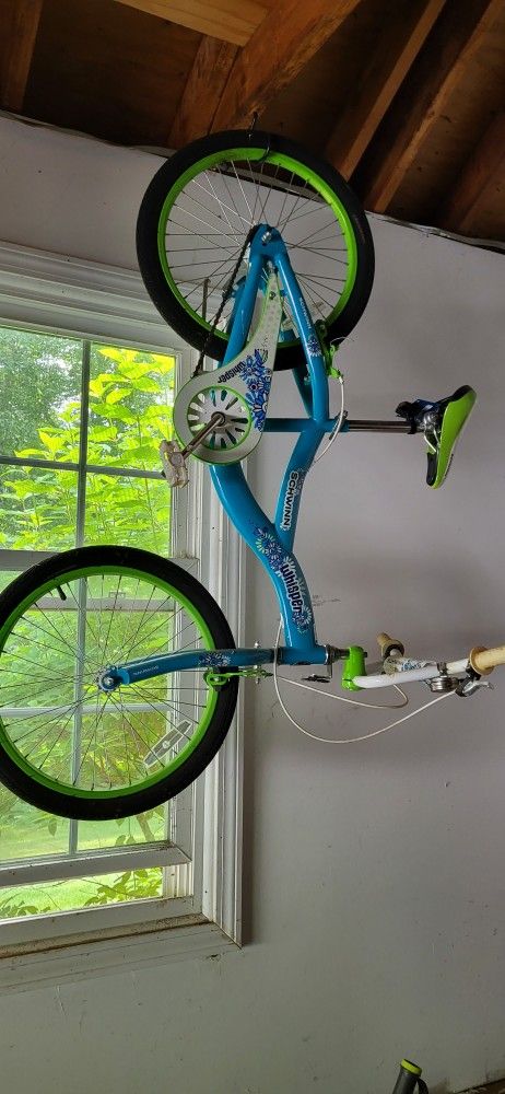 Kids Bike Like New