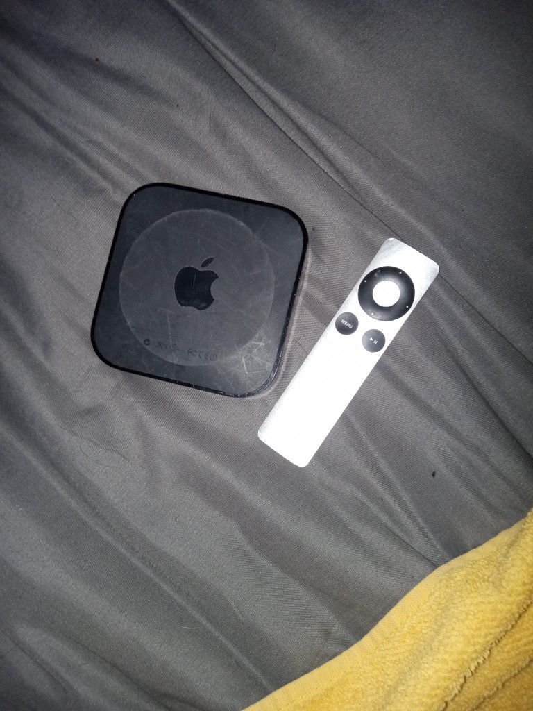 Apple TV Device/Remote/Cords