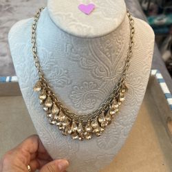 Necklace With Gold Rhinestones And Gold Chain With Adjustable Length 