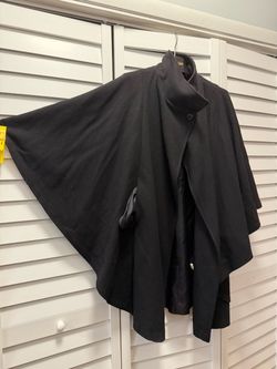 Elegant Black Wool cape