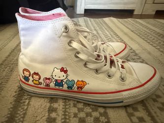 Hello Kitty Shoes