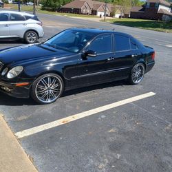2009 Mercedes-Benz E-Class $ 7000 OBO 