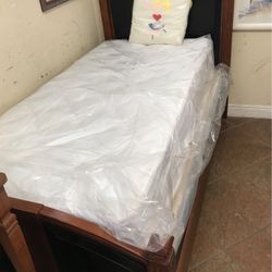 Twin Bed 
