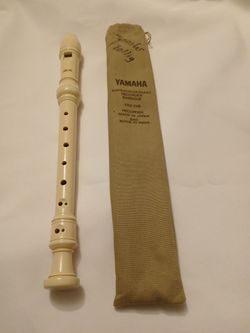 YAMAHA RECORDER INSTRUMENT/SOPRANO, BAROQUE,  SIMILAR TO A FLUTE,  YRS-24B MODEL