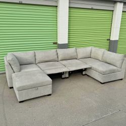 🚛 Need it Gone! Couch Sale Today – Clean, Stylish, Delivered