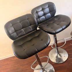 Free Study Bar Chair Just Need A Lil Cleaning 