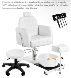 Pedicure table and chair