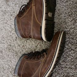 Mens Boots 9.5