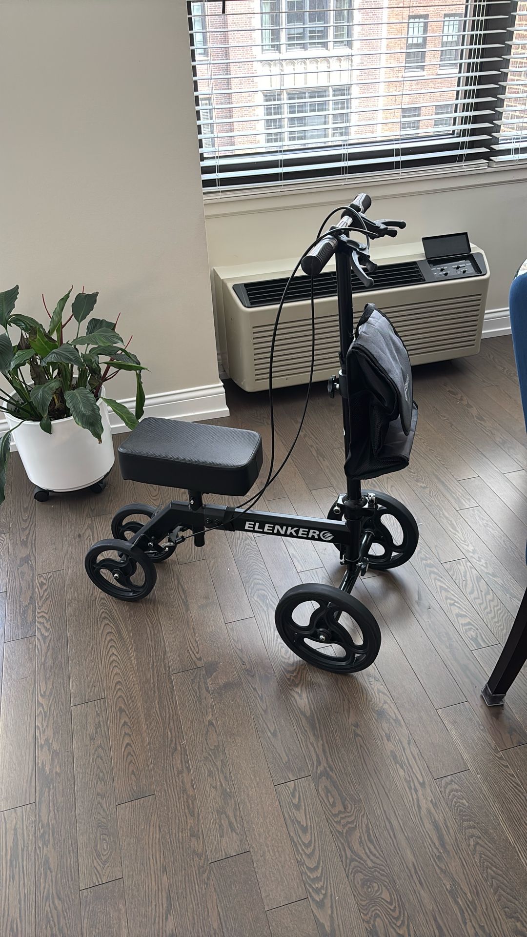 Knee Scooter