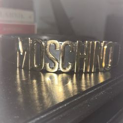 Leather belt with logo 