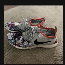 Woman’s Nike Athletic Shoes