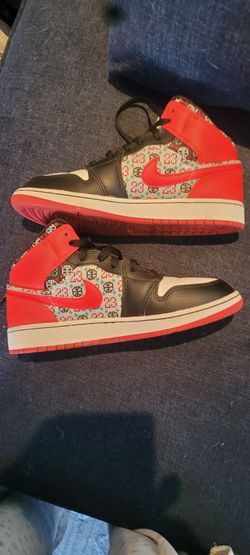 NIKE  "Ugly Sweater'