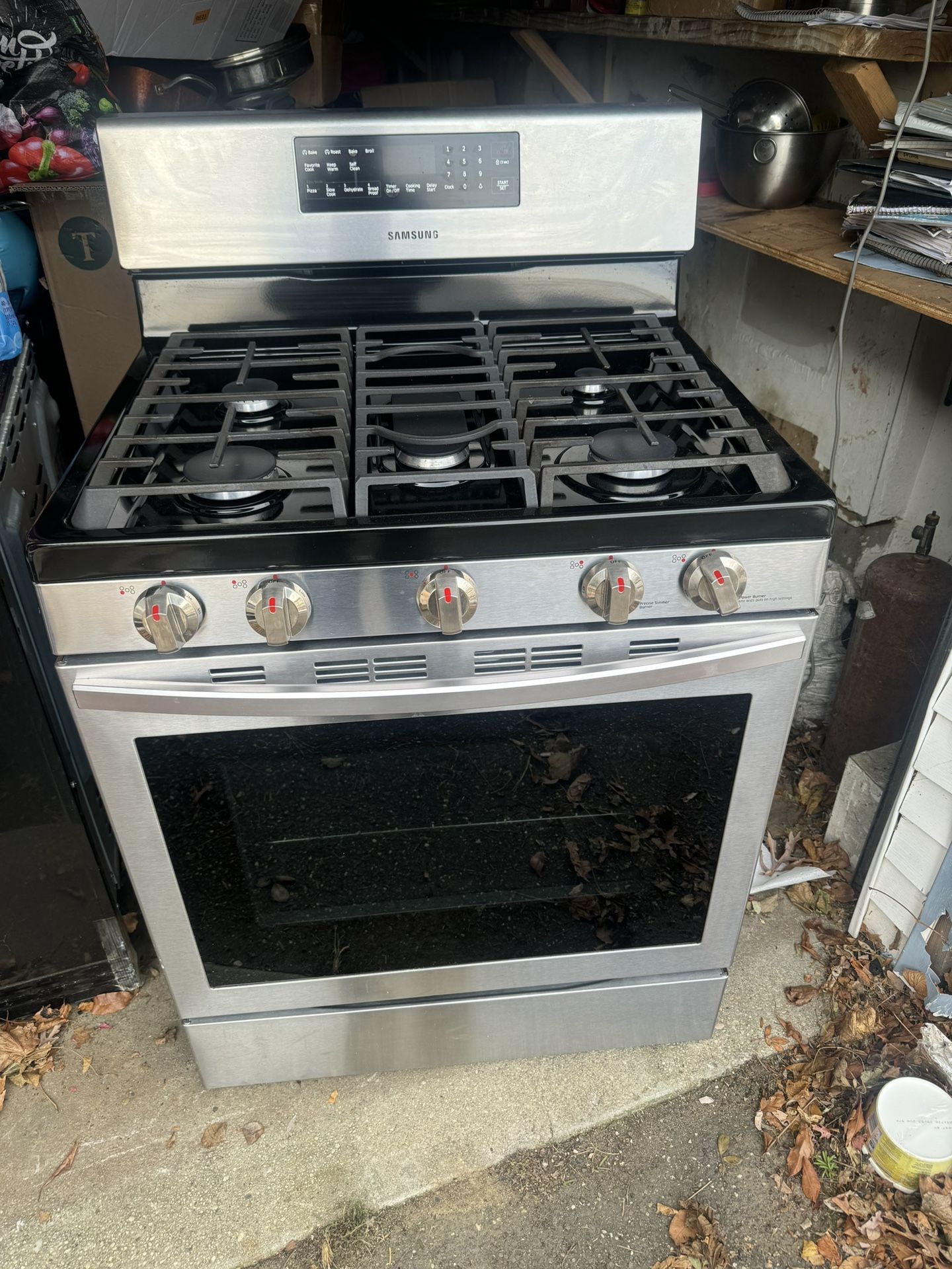 Nice And Clean Samsung Gas Stove