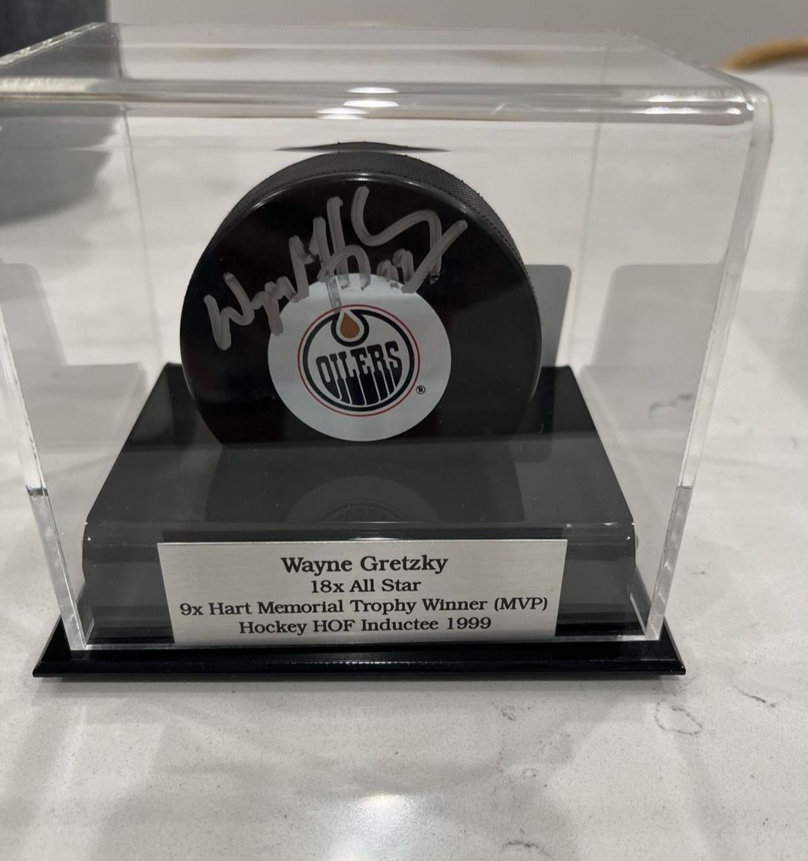 Wayne Gretzky Signed Puck