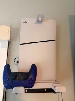 Playstation 5 slim w/ controller, cords, and free stand