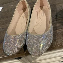 Women’s Gold Flats