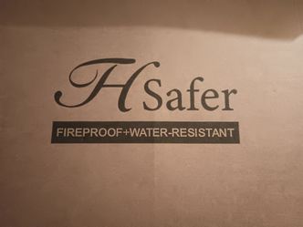 Fireproof/waterproof briefcase