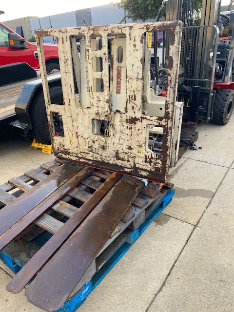 Forklift Cascade Push Pull Attachment 