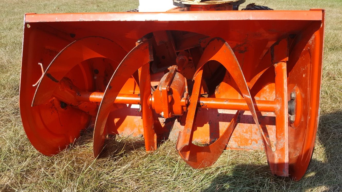 Simplicity 755 snowblower for Sale in Chambersburg, PA OfferUp