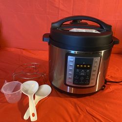 Insignia 6qt Multifunction Pressure Cooker