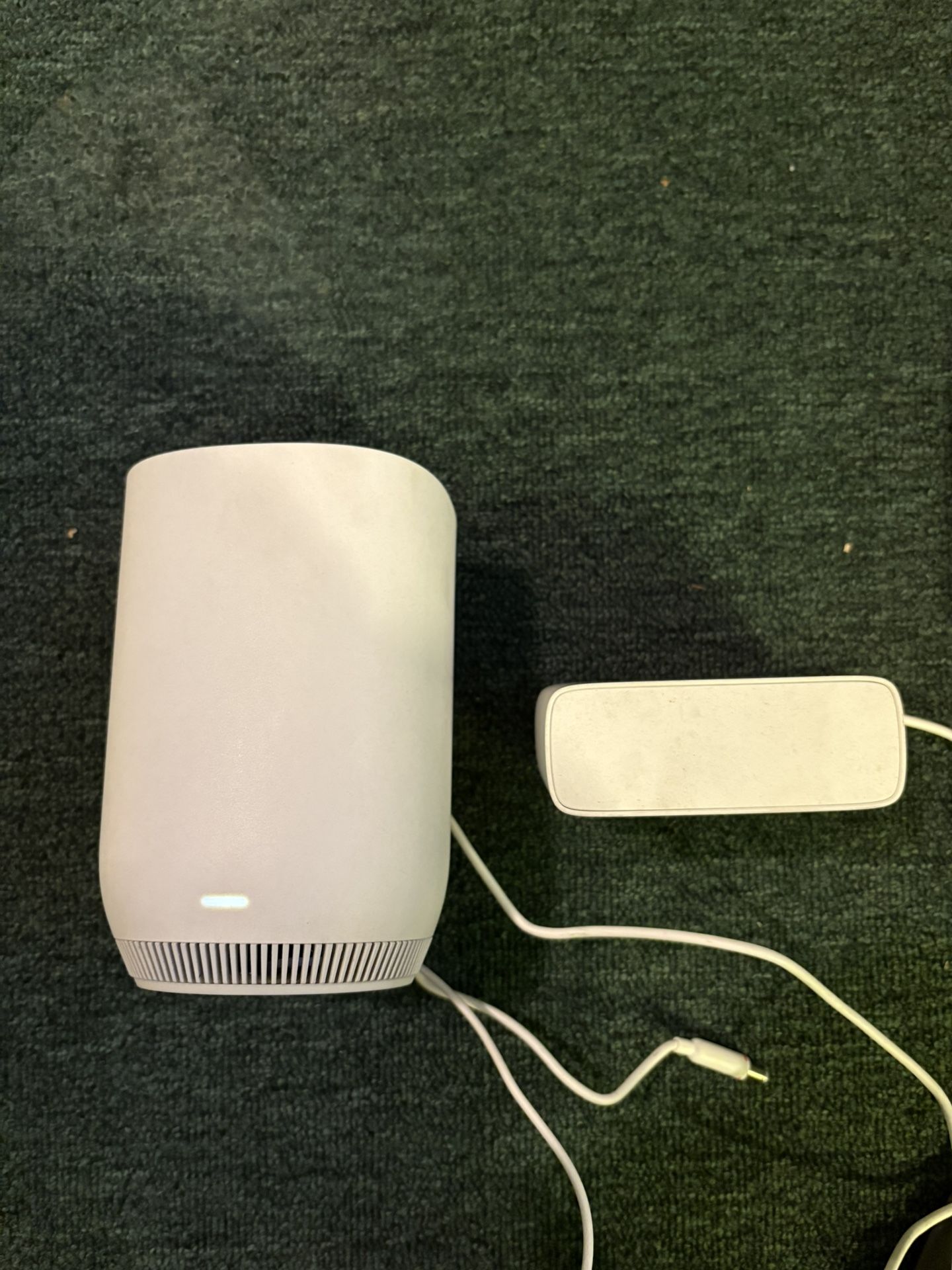 Xfinity Storm-Ready Wifi Extender/LTE Back-Up WNXL11BWL With WNXB11ABR Battery