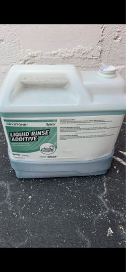 1 Keystone Liquid Rinse Additive 2.5 US Gallon & 2 Keystone Sanitizer by Ecolab