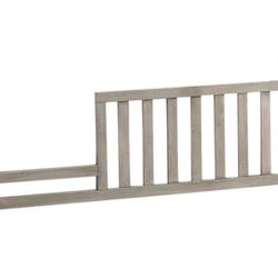 Dream On Me Convertible  Crib Toddler Guard Rail