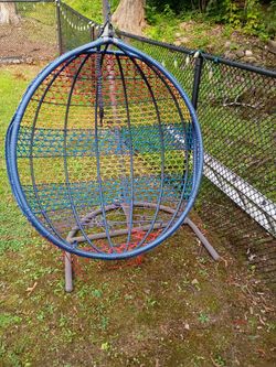 Egg Swing