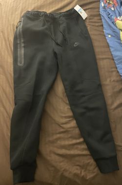 Black Nike Tech Pants 