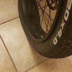 E-bike work tires tubes brake service