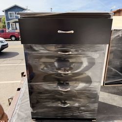 IKEA KIND LIKE DRESSER FIVE DOOR NEW!!! COLOR BLACK 