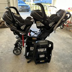 Double Stroller With 2 Carseats 